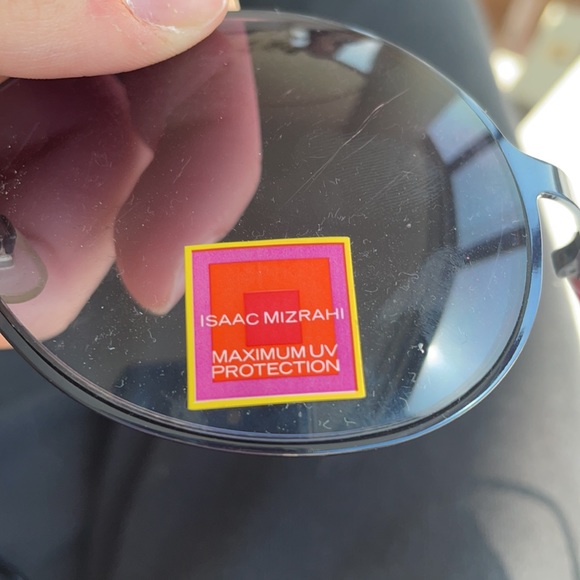 Isaac Mizrahi sunglasses NWT super cute! - Picture 5 of 5